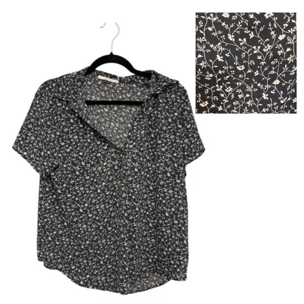 Fun2Fun Black Micro-Floral Collared Button V-Neck Blouse Boho Petite Medium
